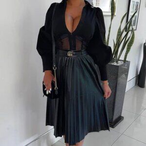 FASHION NOVA-Picture Perfect Pleated Midi Skirt - Black- Small